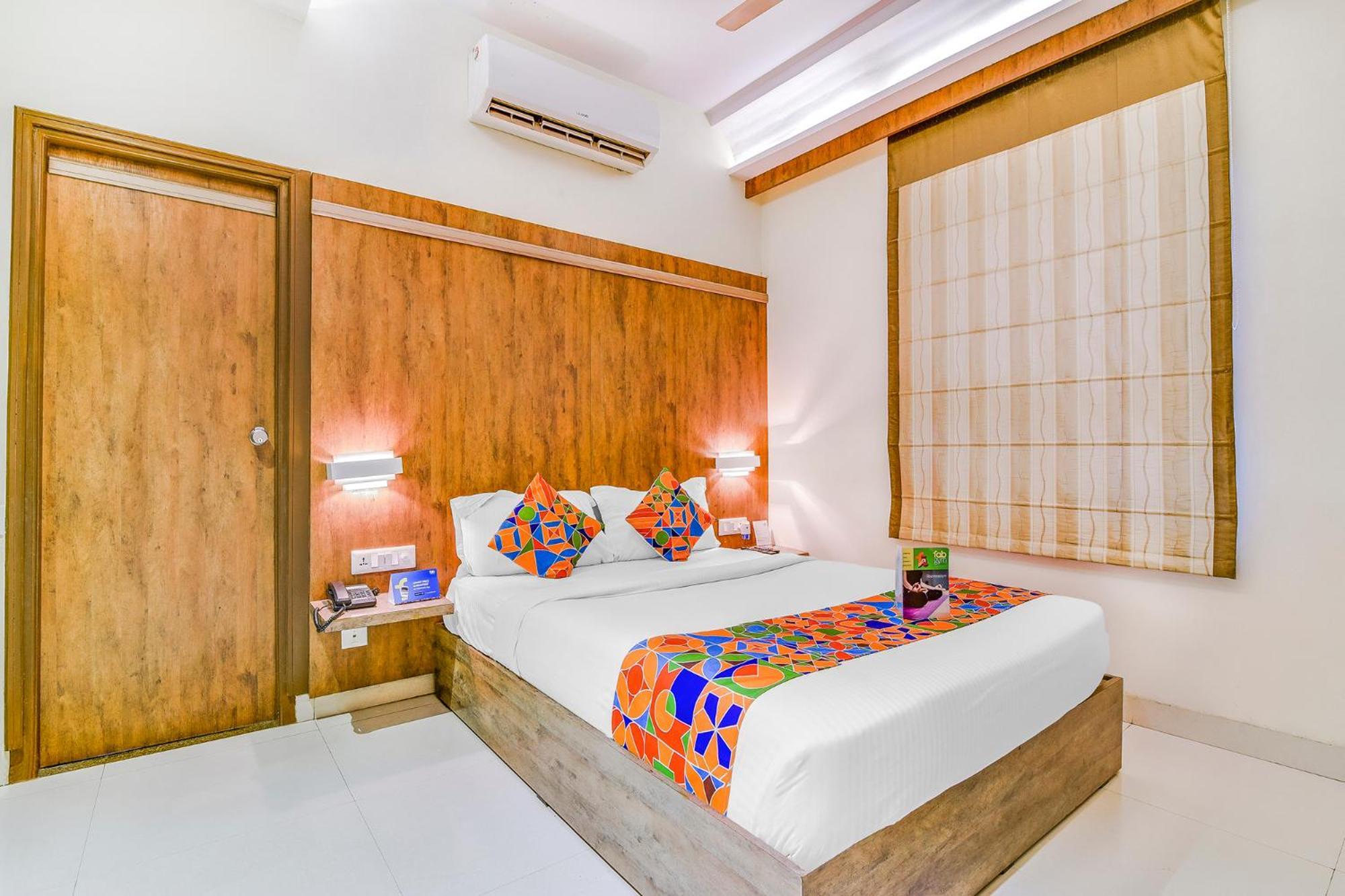 Fabhotel Arastu Nampally Hyderabad Luaran gambar