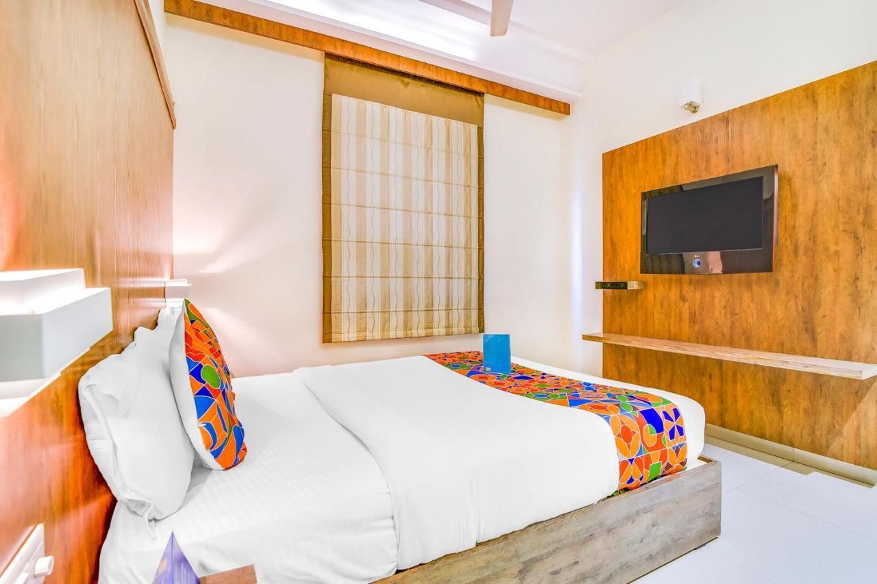 Fabhotel Arastu Nampally Hyderabad Luaran gambar