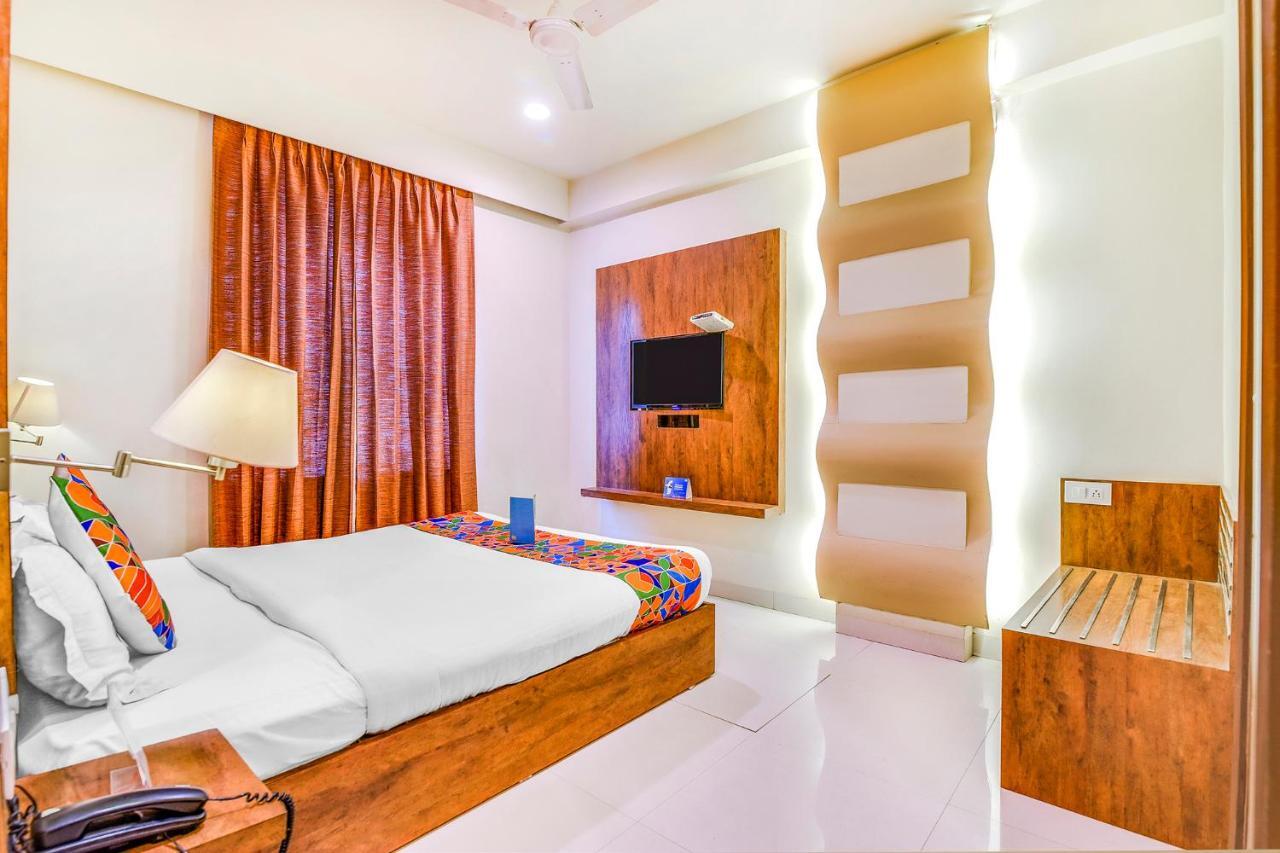 Fabhotel Arastu Nampally Hyderabad Luaran gambar